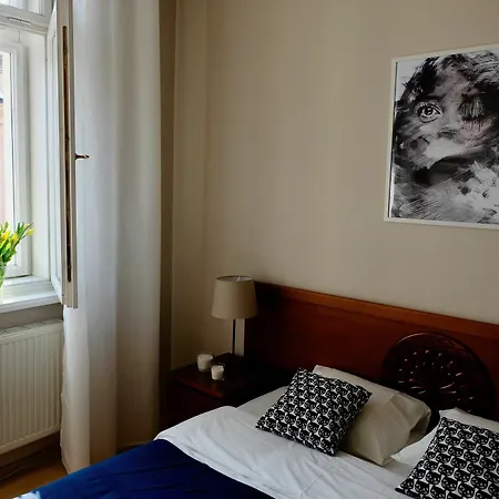 Plac Dominikanski By Hashtag Apartman